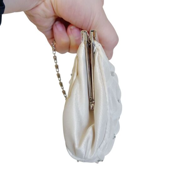 Vintage White Quilted Evening Bag Clutch - Picture 2 of 8